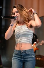 BEATRICE MILLER Performs at the Fillmore in Miami