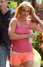 BRITNEY SPEARS Out and About in Calabasas 07/22/2015