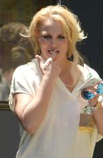 BRITNEY SPEARS Out and About in Los Angeles 07/02/2015