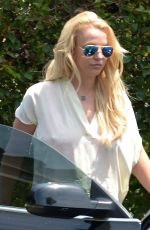 BRITNEY SPEARS Out and About in Los Angeles 07/02/2015