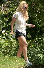 BRITNEY SPEARS Out and About in Los Angeles 07/02/2015