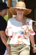 BRITNEY SPEARS Out in Calabasas 07/03/2015