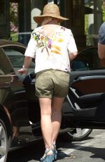 BRITNEY SPEARS Out in Calabasas 07/03/2015