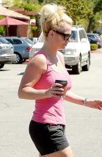 BRITNEY SPEARS Out Shopping in Thousand Oaks 07/14/2015