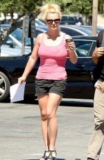 BRITNEY SPEARS Out Shopping in Thousand Oaks 07/14/2015