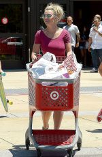 BRITNEY SPEARS Shopping at Target in Thousand Oaks 07/08/2015