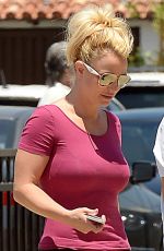 BRITNEY SPEARS Shopping at Target in Thousand Oaks 07/08/2015
