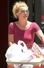 BRITNEY SPEARS Shopping at Target in Thousand Oaks 07/08/2015