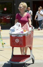BRITNEY SPEARS Shopping at Target in Thousand Oaks 07/08/2015