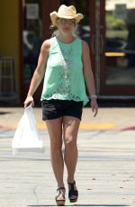 BRITNEY SPEARS Shopping at Target in Westlake Village 07/18/2015