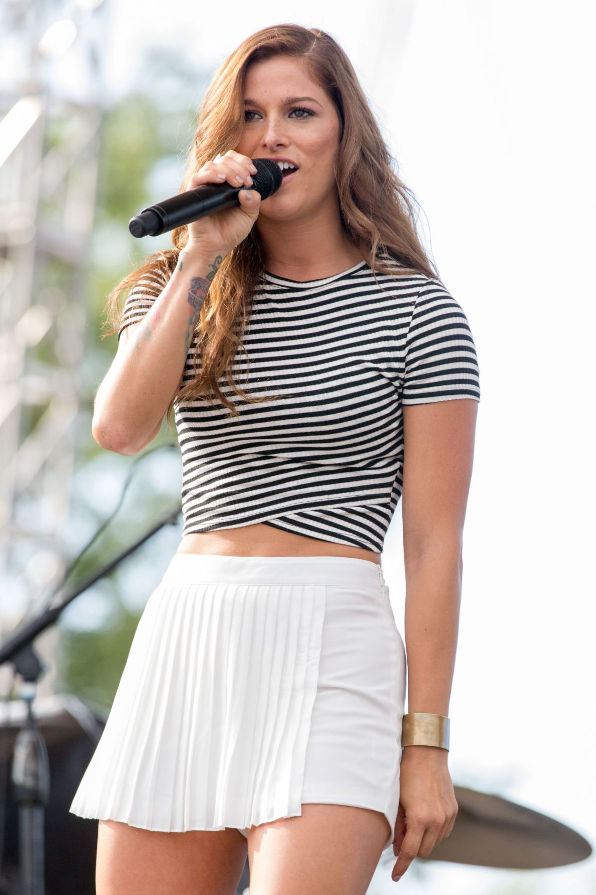 Cassadee Pope Performs At Jam Usa Music Festival In Wisconsin 07 24 2015 Hawtcelebs