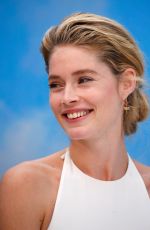 DOUTZEN KROES at Mercedes-benz Press Vernissage in Berlin
