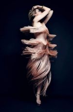 ELIZABETH GILLIES - Benjo Arwas Photoshoot