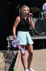 JAMIE LYNN SPEARS Performs at Country Thunder USA in Twin Lakes 07/25/2015