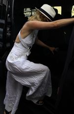 JANUARY JONES at Comic-con in San Diego