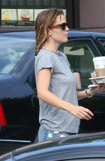 JENNIFER GARNER at a Starbucks in Los Angeles 07/26/2015