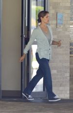 JENNIFER GARNER Out and About in Atlanta 07/14/2015