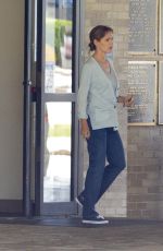 JENNIFER GARNER Out and About in Atlanta 07/14/2015