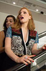 JESSICA CHASTAIN Meeting Fans at Comic-con in San Diego