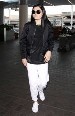 JESSIE J Arrives at Los Angeles International Airport 07/25/2015