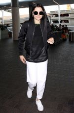 JESSIE J Arrives at Los Angeles International Airport 07/25/2015