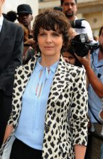 JULIETTE BINOCHE at Giorgio Armani Fashion Show in Paris
