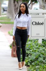 KARREUCHE TRAN in Tight Jeans Out Shopping in Melrose Heights 07/08/2015