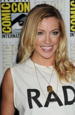 KATIE CSSIDY at Arrow Panel at Comic Con in San Diego
