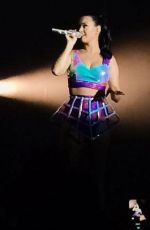 KATY PERRY Performs at Florida Citrux Bowl