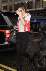 KENDALL JENNER Arrives at Her Hotel in London 07/12/2015