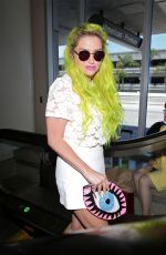 KESHA at Los Angeles International Airport 06/25/2015