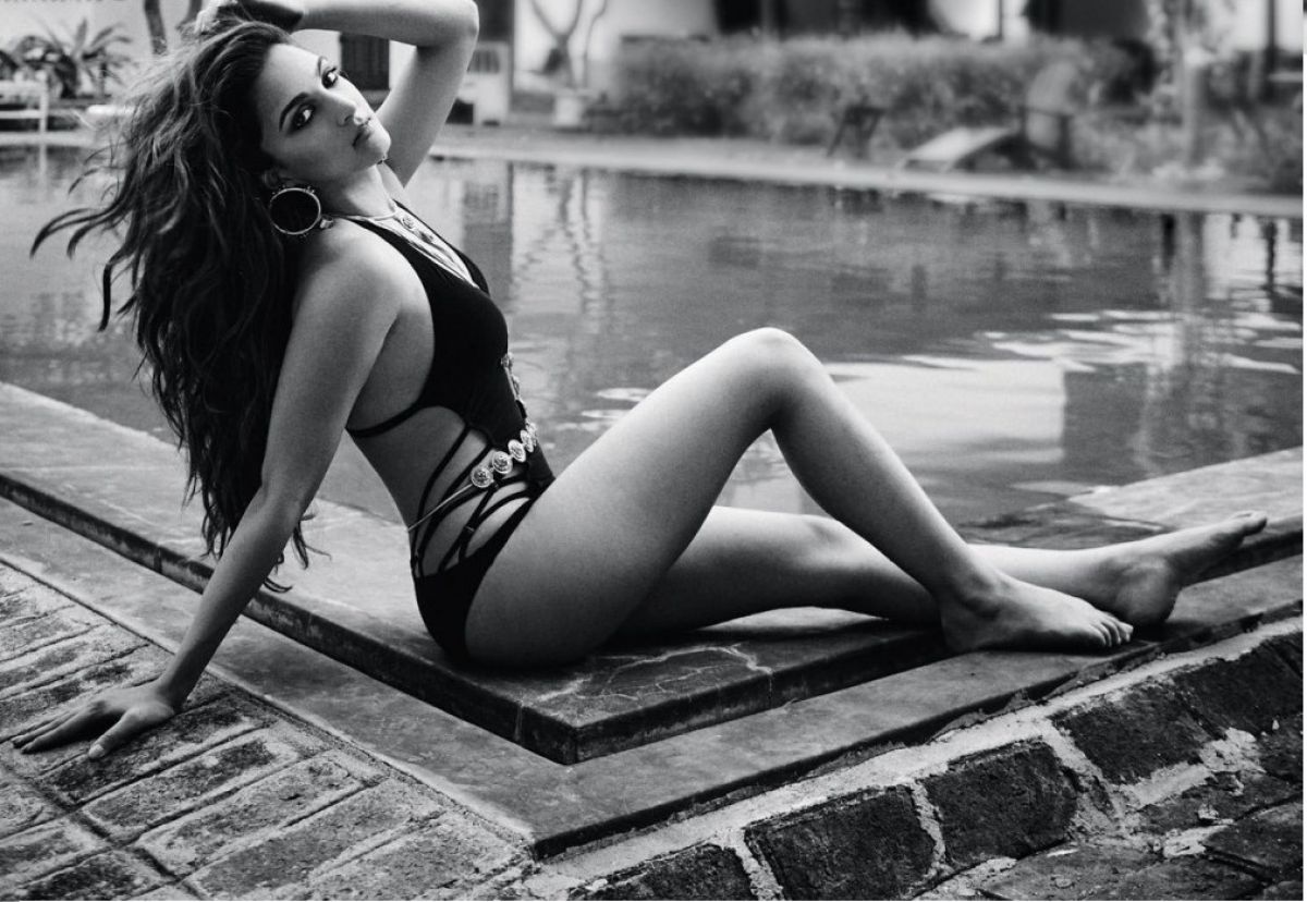 Kiara advani hottest swimsuit photoshoot for maxim