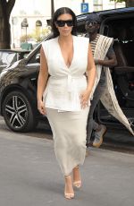 KIM KARDASHIAN Out and About in Paris 07/21/2015