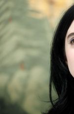 KRYSTEN RITTER at Jessica Jones Press Conference in New York