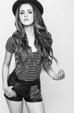 LAURA MARANO - Vince Trupsin Photoshoot
