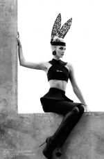 LAURA VANDERVOORT in Kode Magazine, Issue 6