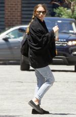 MARY KATE and ASHLEY OLSEN Out and About in Tribeca