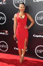 MELANIE BROWN at 2015 Espys Awards in Los Angeles