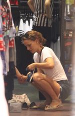 NATALIE PORTMAN Shopping in Rome 07/28/2015