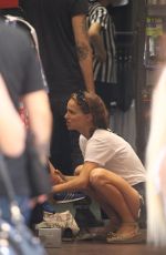 NATALIE PORTMAN Shopping in Rome 07/28/2015