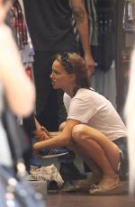 NATALIE PORTMAN Shopping in Rome 07/28/2015