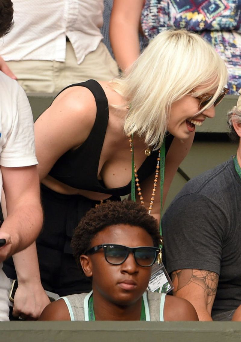 NATASHA BEDINGFIELD at Wimbledon Tennis Championships in London, Day 3 NATASHA BEDINGFIELD at Wimbledon Tennis Championships in London, Day 3