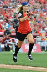 OLIVIA HOLT at 2015 MLB All-star Legends and Celebrity Softball in Cincinnati