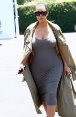 Pregnant KIM KARDASHIAN Shopping at Fred Segal in West Hollywood 07/16/2015