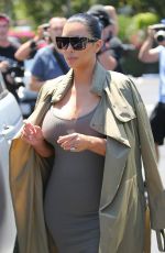 Pregnant KIM KARDASHIAN Shopping at Fred Segal in West Hollywood 07/16/2015