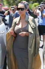 Pregnant KIM KARDASHIAN Shopping at Fred Segal in West Hollywood 07/16/2015