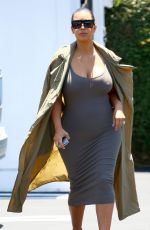 Pregnant KIM KARDASHIAN Shopping at Fred Segal in West Hollywood 07/16/2015