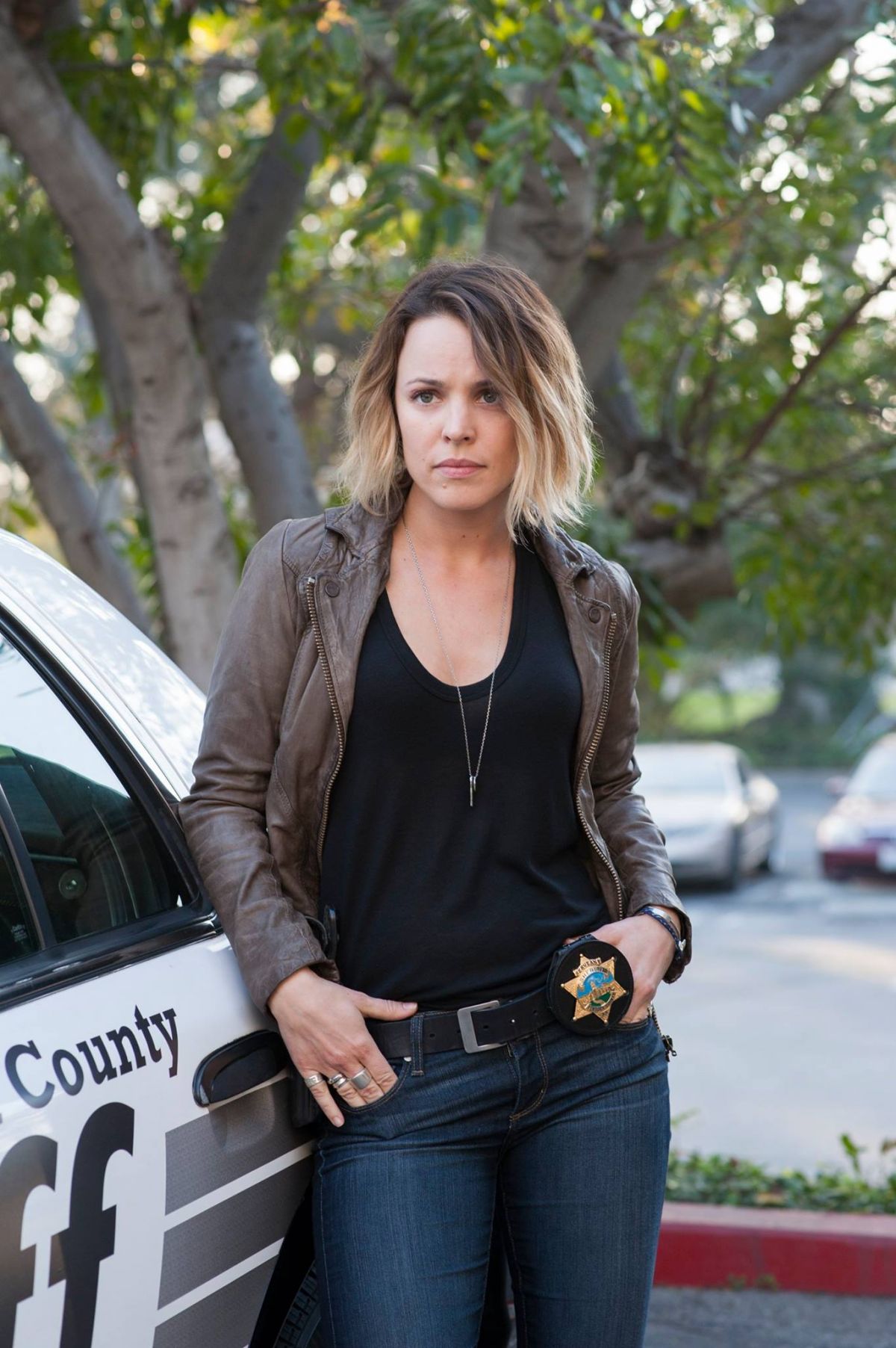 rachel-mcadams-true-detective-production-stills_1.jpg