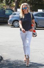 REESE WITHERSPOON Out and About in Brentwood 07/28/2015