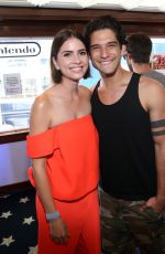 SHELLEY HENNIG at Nintendo Lounge on the TV Guide Yacht at Comic Con in San Diego